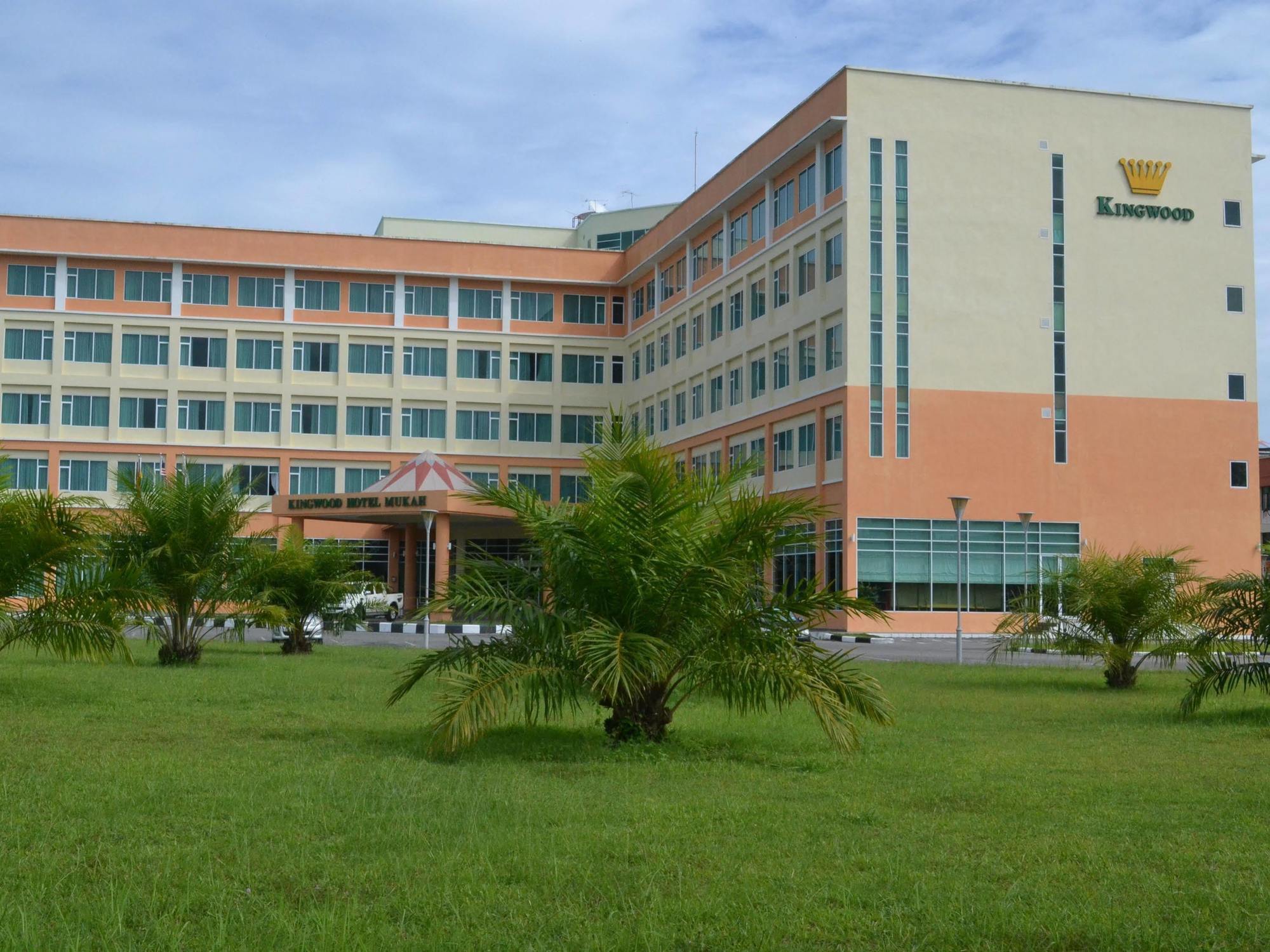 Kingwood Hotel Mukah Selangau Екстер'єр фото